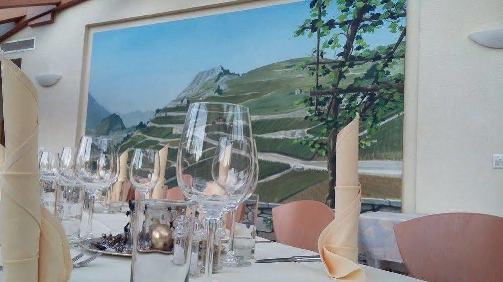 Hotel Restaurant Rebstock Wolhusen Екстериор снимка
